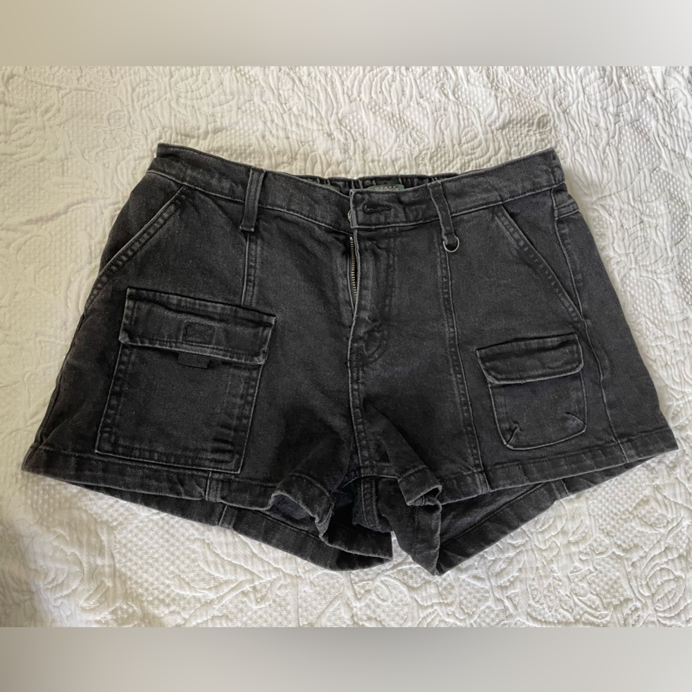 Wild Fable mid rise denim shorts